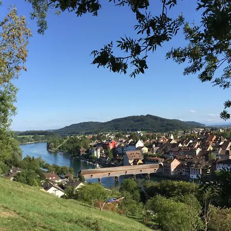 Am Rhein アパート